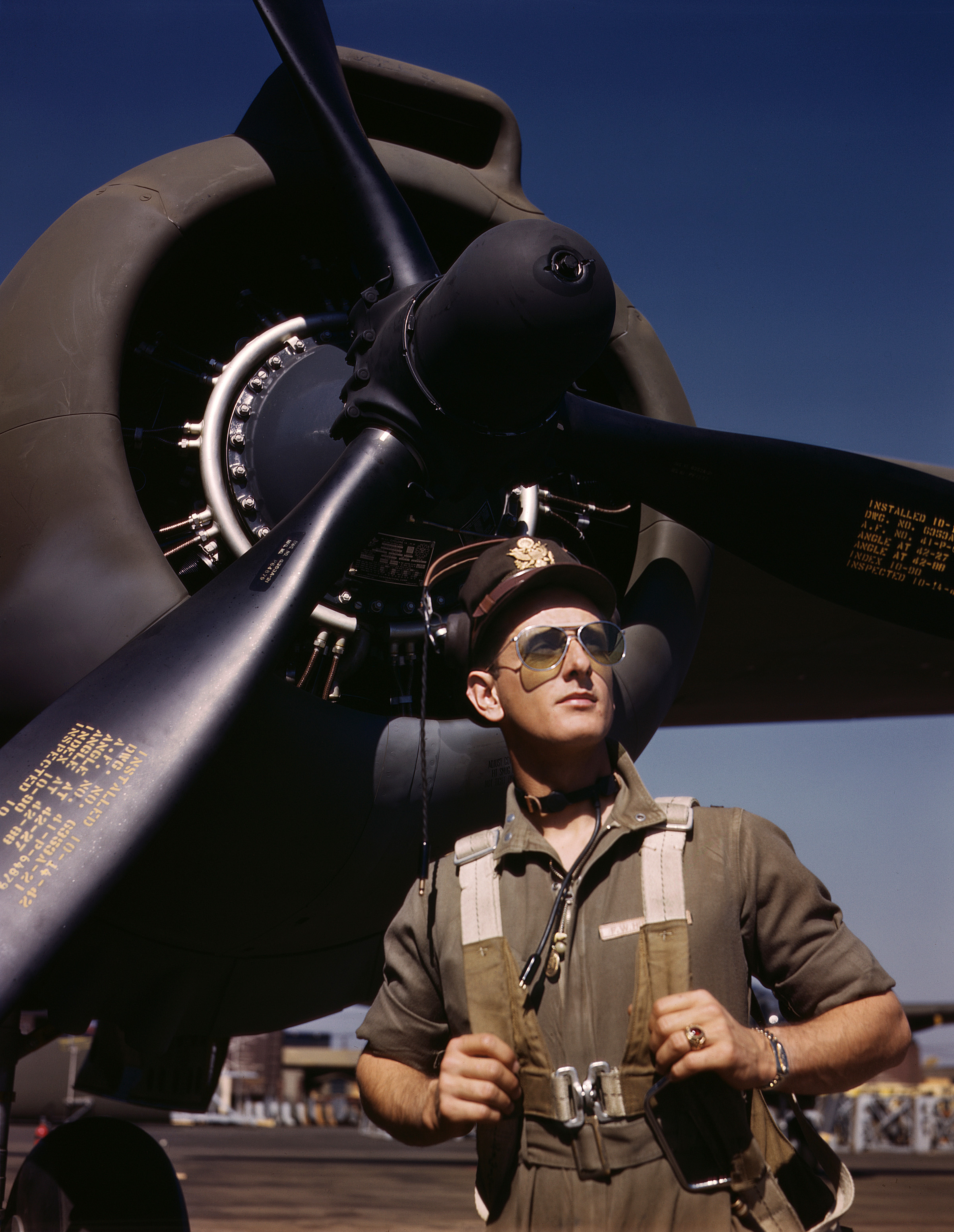 those WWII aviator sunglasses 